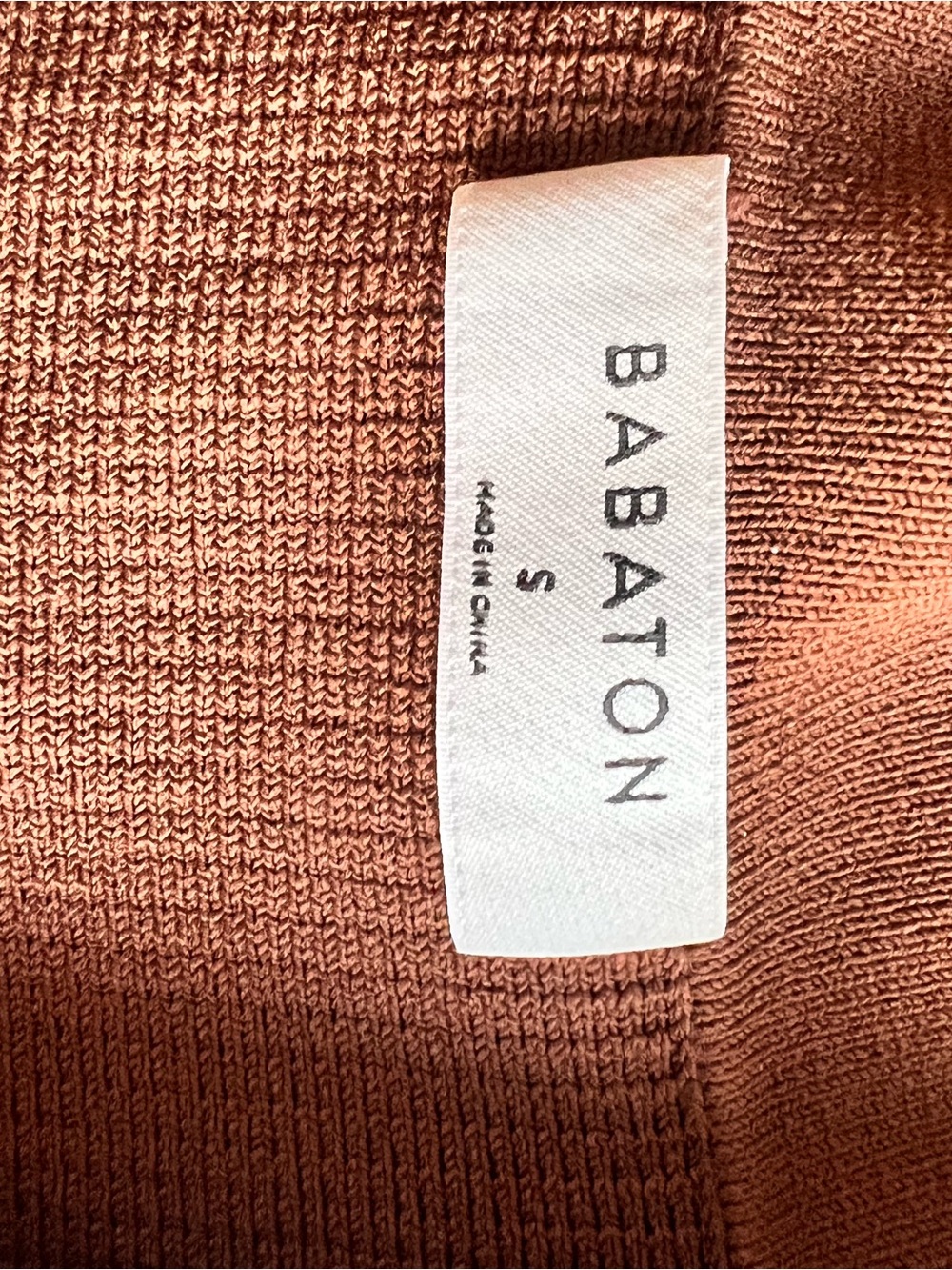 Babaton Rust Brown Ribbed Collared V-Neck Tank - Picture 4 of 6